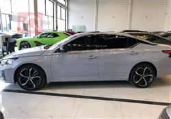 نيسان ألتيما